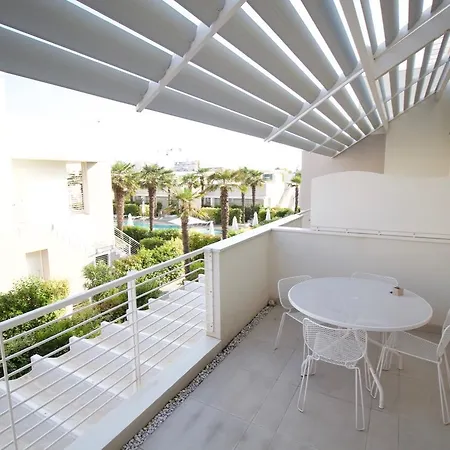 Nympheas Apartment *